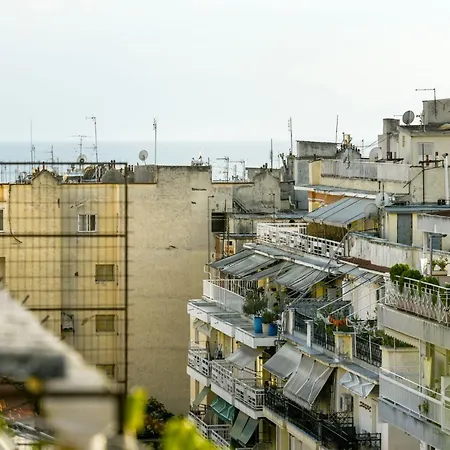 Bright & Central * Thessaloniki